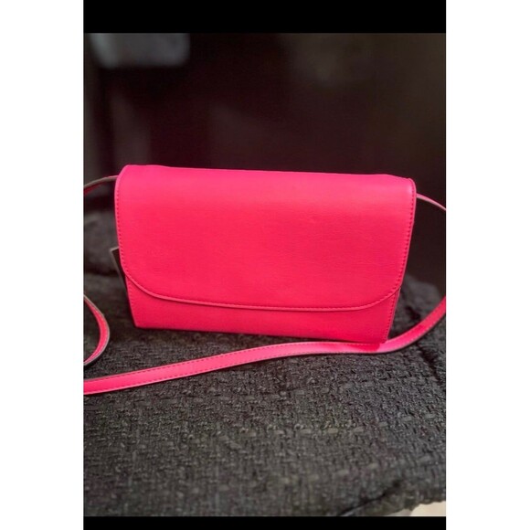 NWT-Simply Vera Wang Florida Hot Pink Crossbody - Picture 1 of 11